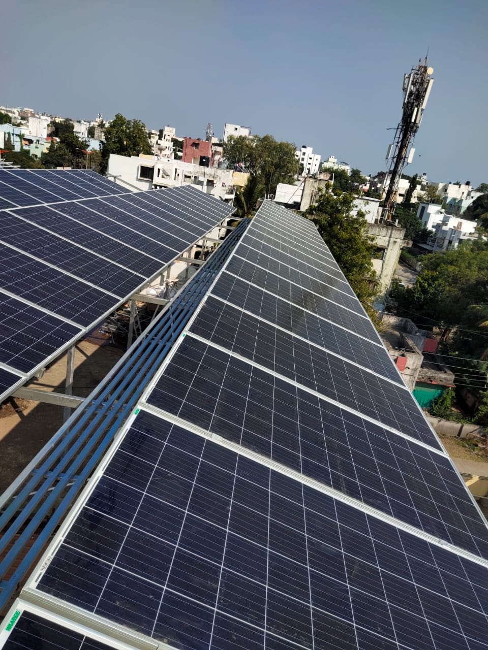 SOLART rooftop solar array in Chhatrapati Sambhajinagar